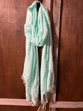 Light Mint Green Lightweight Scarf